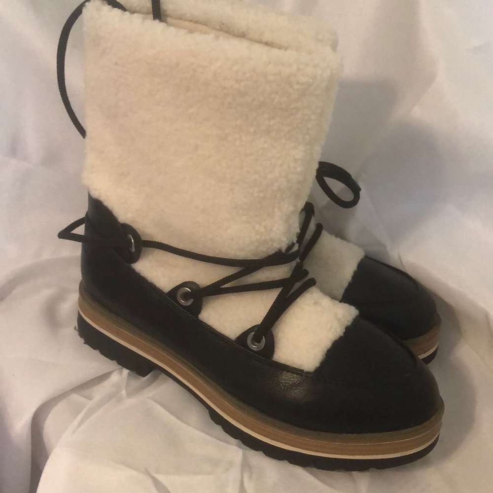 PORTLAND By Portland Boot Company Lace Up 7.5 M